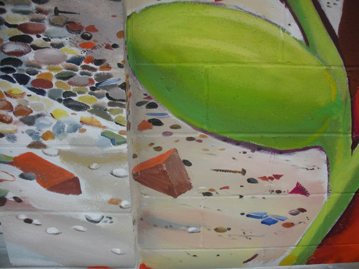 Baltimore Mural, Monroe Street, What's broken